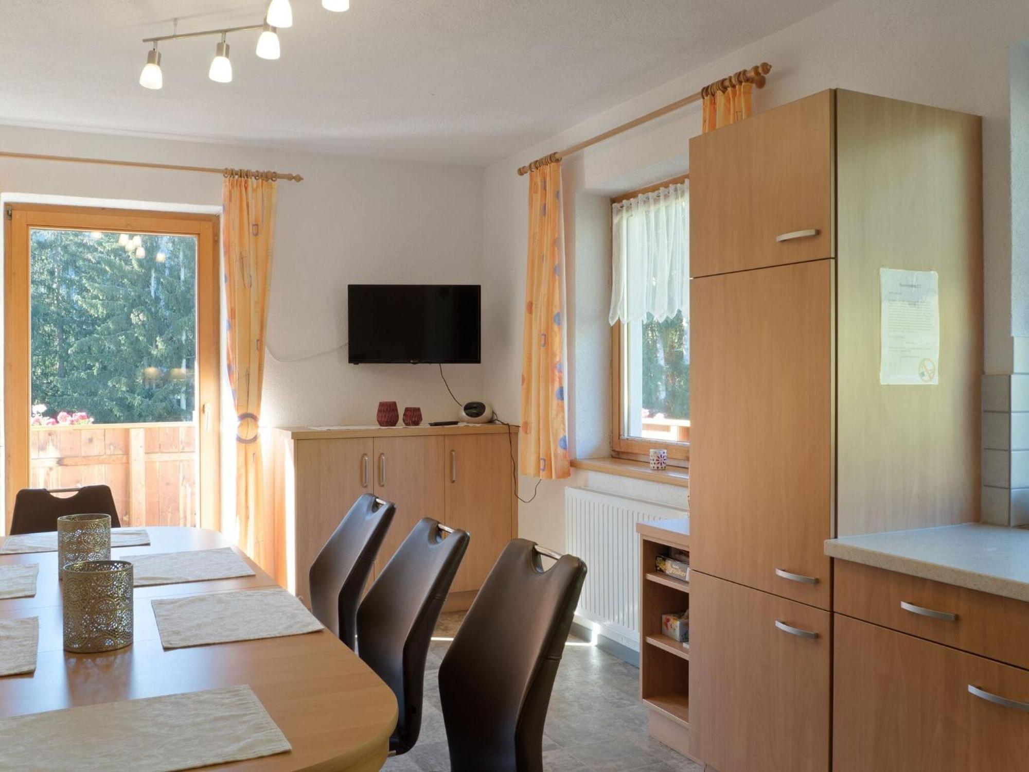 Lovely Apartment With Terrace In Fuegenberg Exterior foto